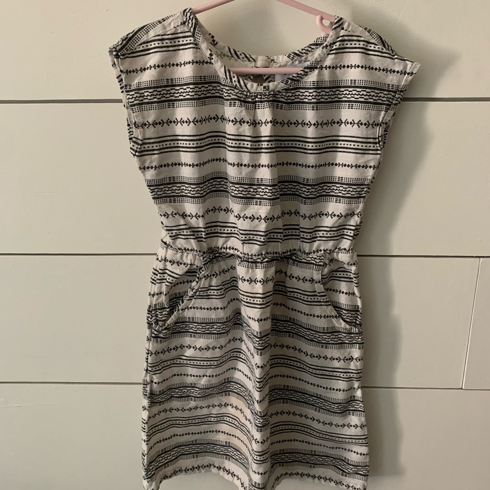 Girls black and white summer dress
